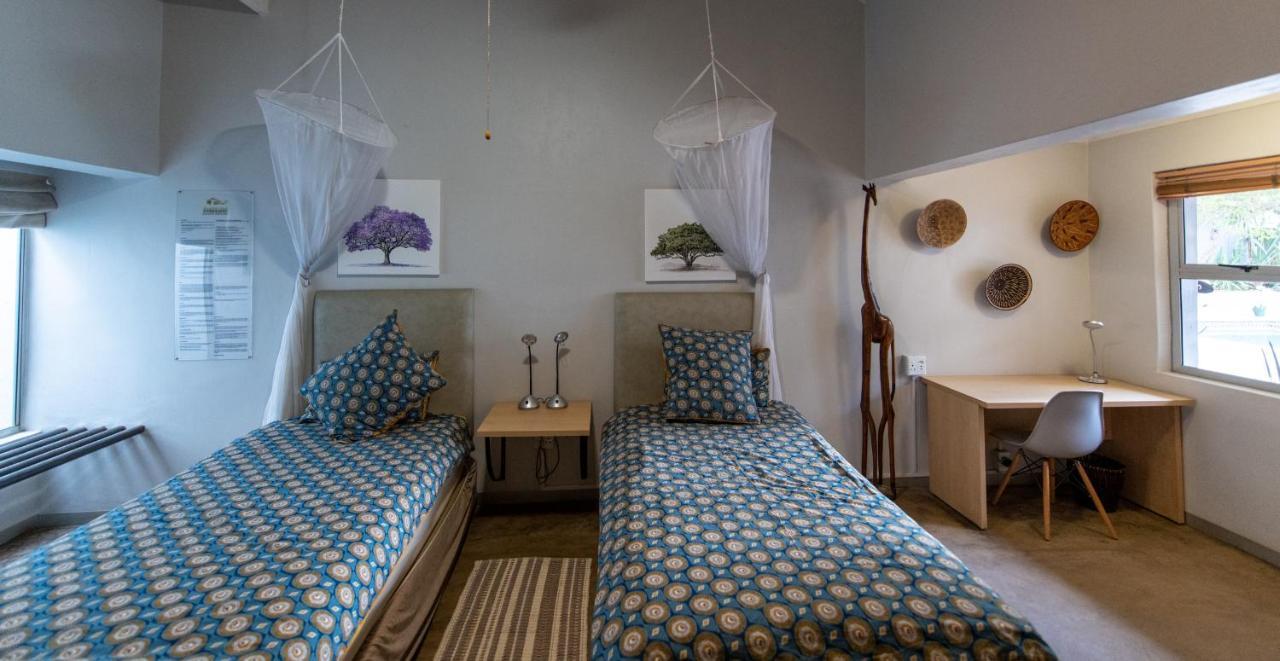 Vondelhof Guesthouse Windhoek Bagian luar foto