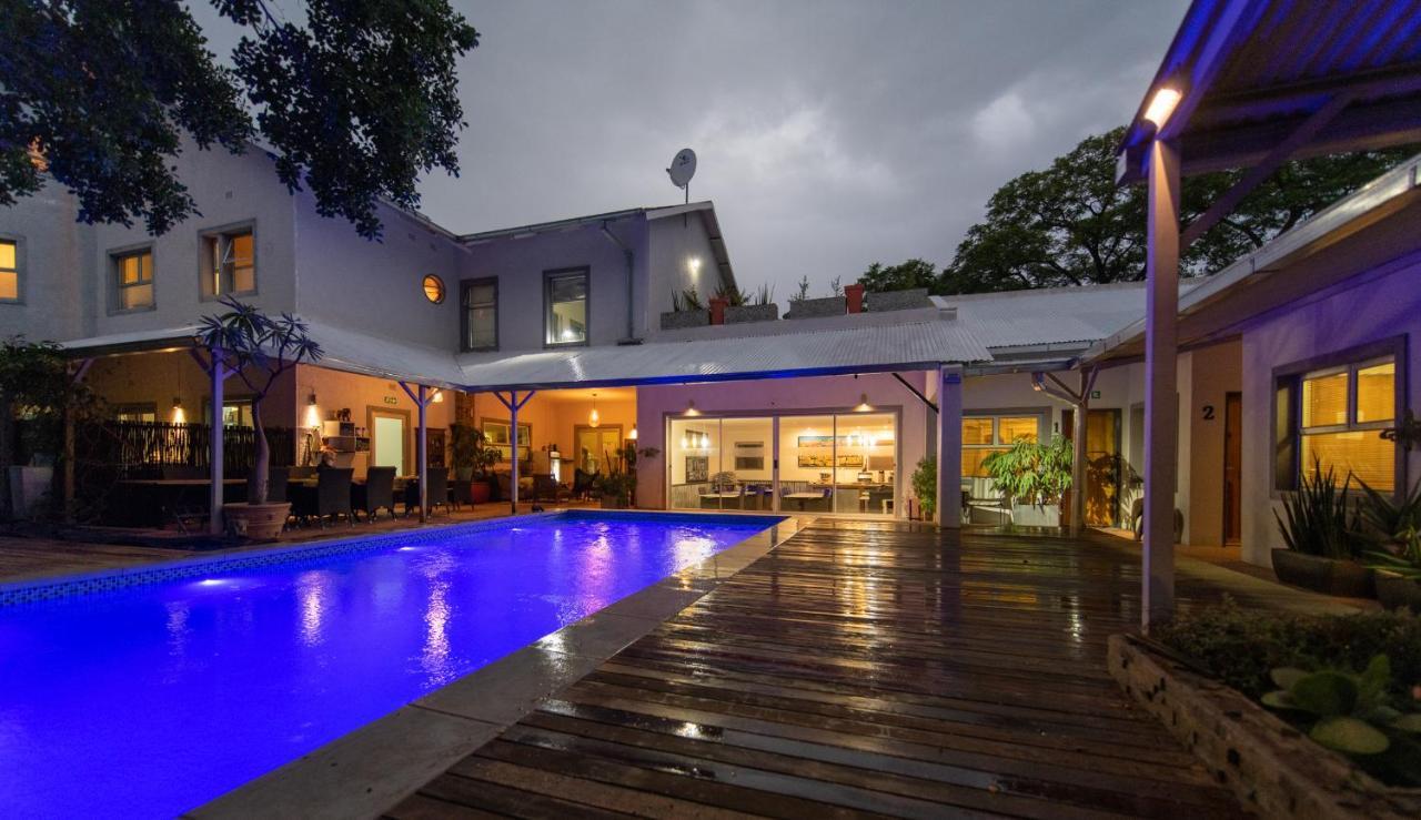 Vondelhof Guesthouse Windhoek Bagian luar foto