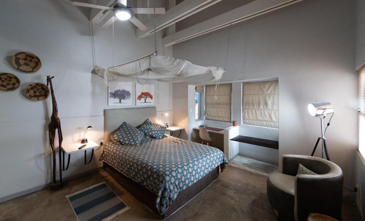 Vondelhof Guesthouse Windhoek Bagian luar foto
