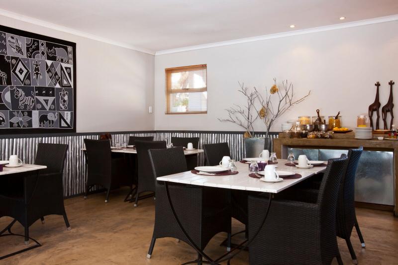 Vondelhof Guesthouse Windhoek Bagian luar foto