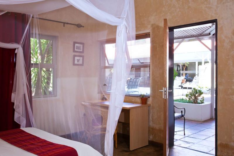 Vondelhof Guesthouse Windhoek Bagian luar foto